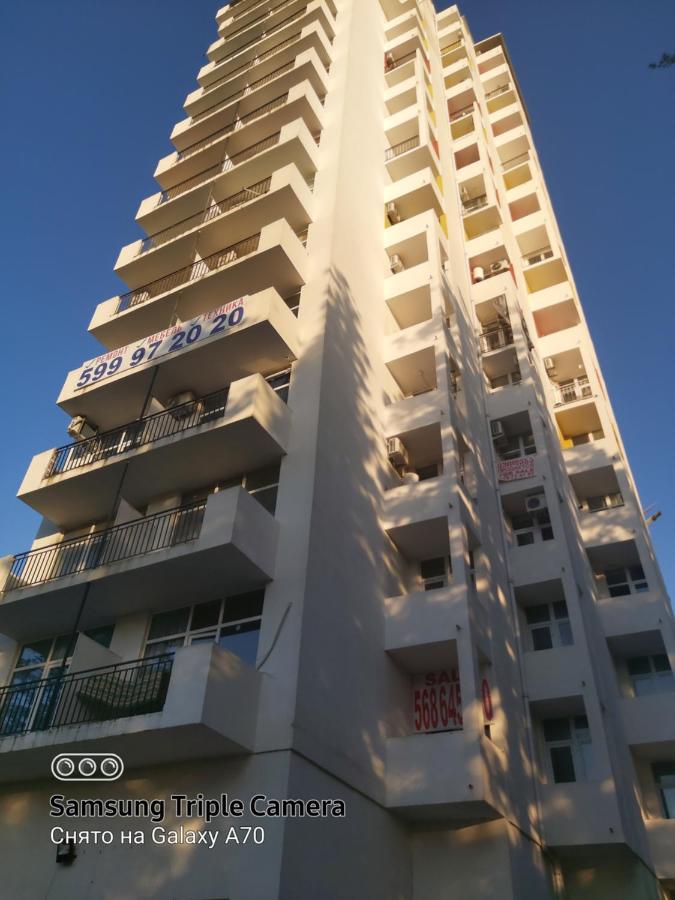 Квартира У Моря С Двумя Балконами Batumi Eksteriør bilde